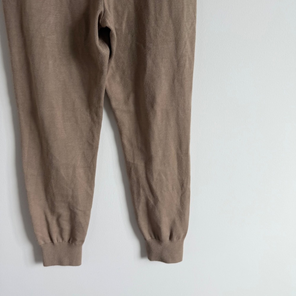 Aritzia Babaton Sweater‎ Knit Jogger Pant Size Medium in Tan - Picture 11 of 11